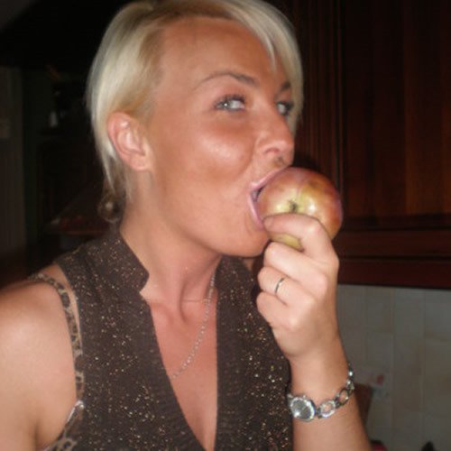 Natalie 24 Escort-girls Les Cayols