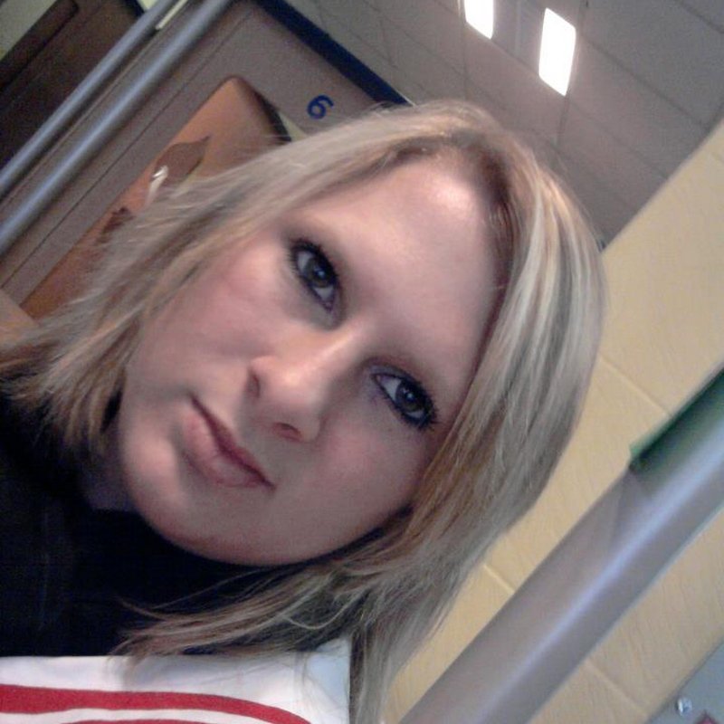 Natalie 23 Services escort Saint-Pol-de-Léon