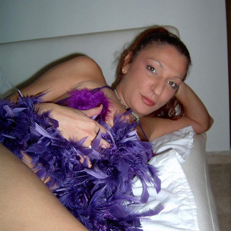 Sarah 28 Escort Hoelschloch