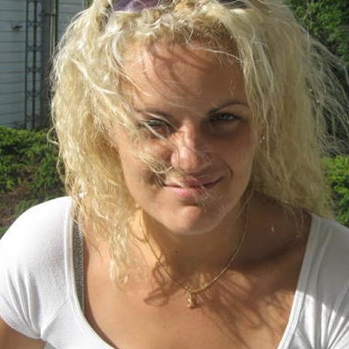 Julienne 23 Escort Déchy