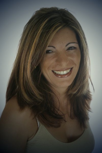 Cerise 33 Escortes Locmiquélic