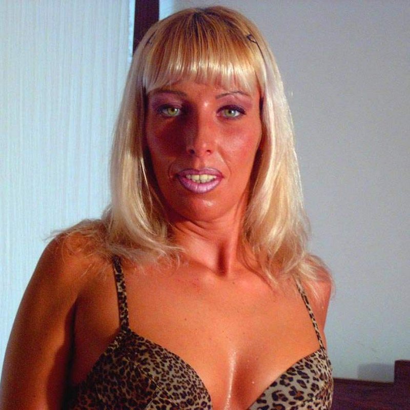 Angeline 25 Escort Trans-en-Provence